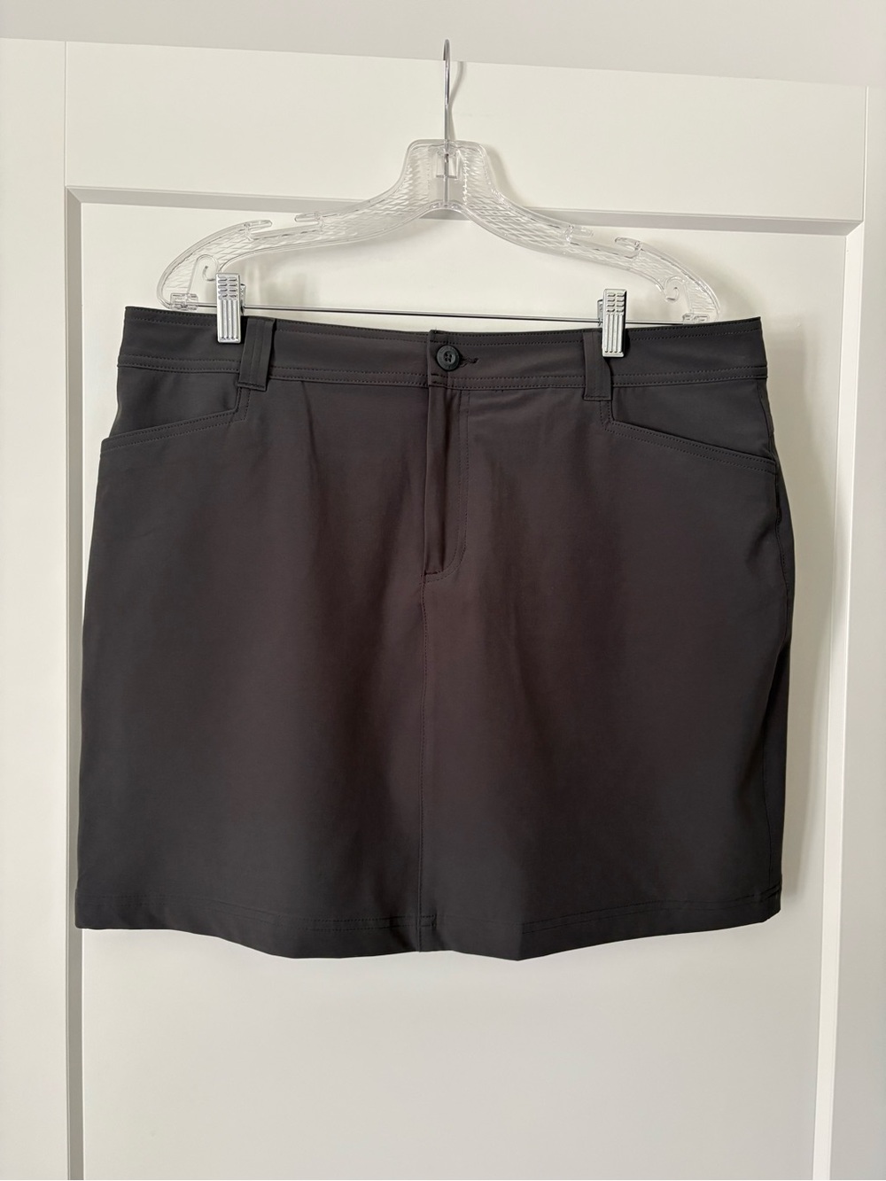 Eddie Bauer Charcoal Gray Women's Skort